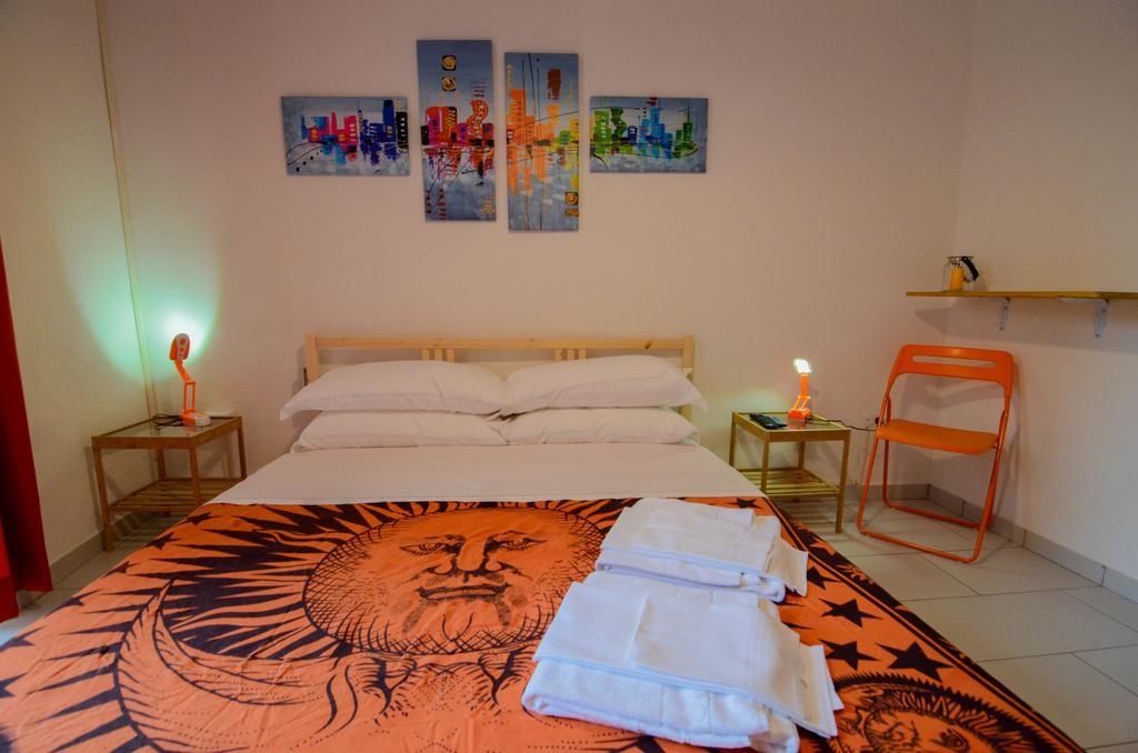Shine Apartment Napoli Oda fotoğraf